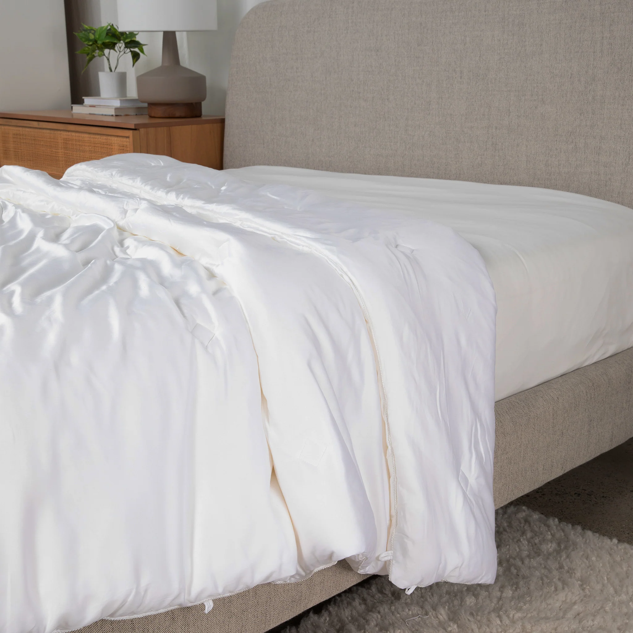 Silk Bamboo Comforter - Image 4